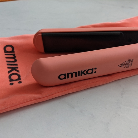 amika Other - Amika "Strand Prefect" hair straightener / styler